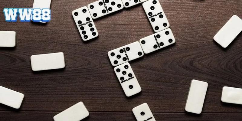  Các lượt chơi thay phiên tiếp theo trong Domino